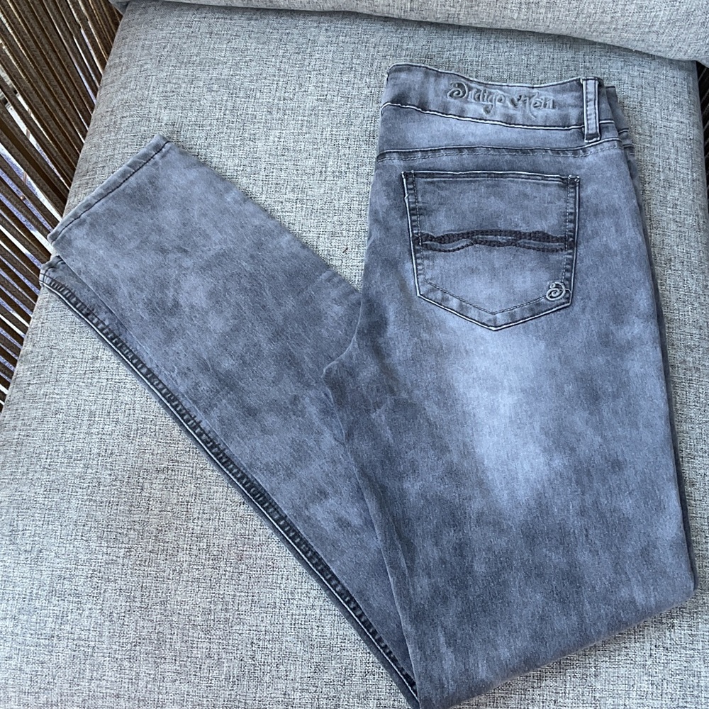 Indigo Rein Women's Gray Skinny Jeans